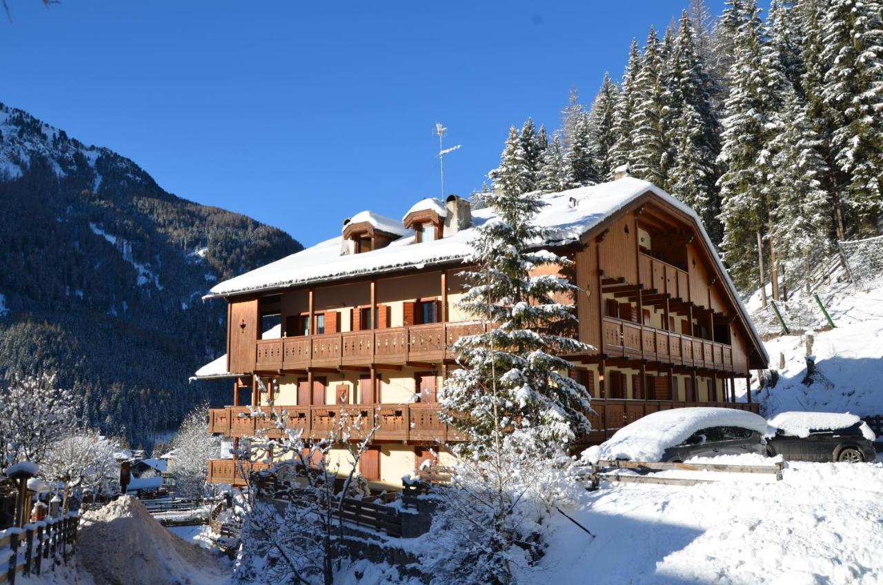 Ferienwohnung Casa Del Bosco Canazei Exterior foto