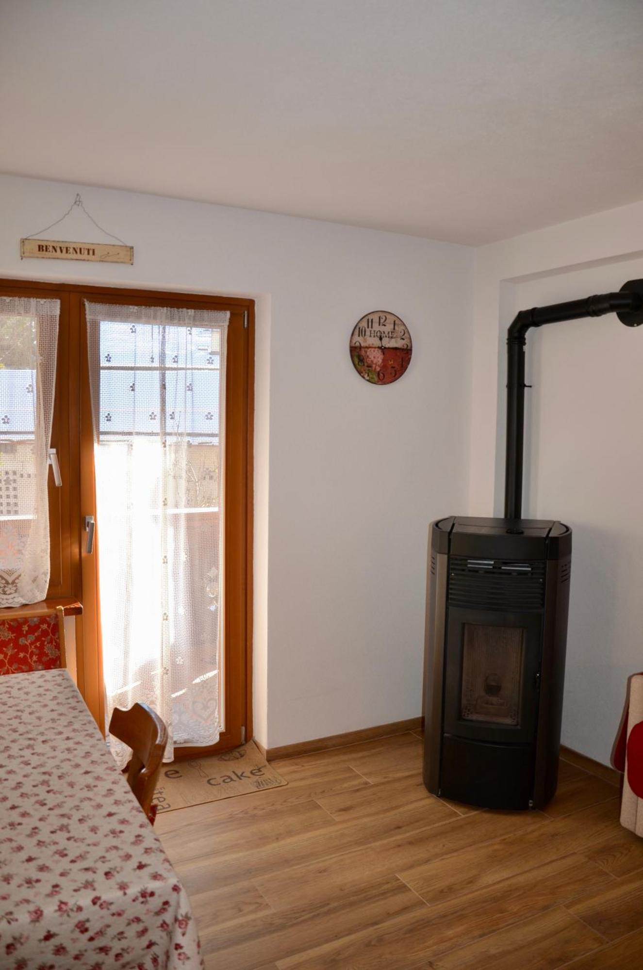 Ferienwohnung Casa Del Bosco Canazei Exterior foto